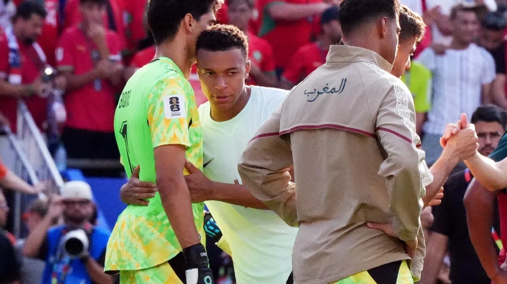 Mbappe shows class on and off pitch as France sink Morocco